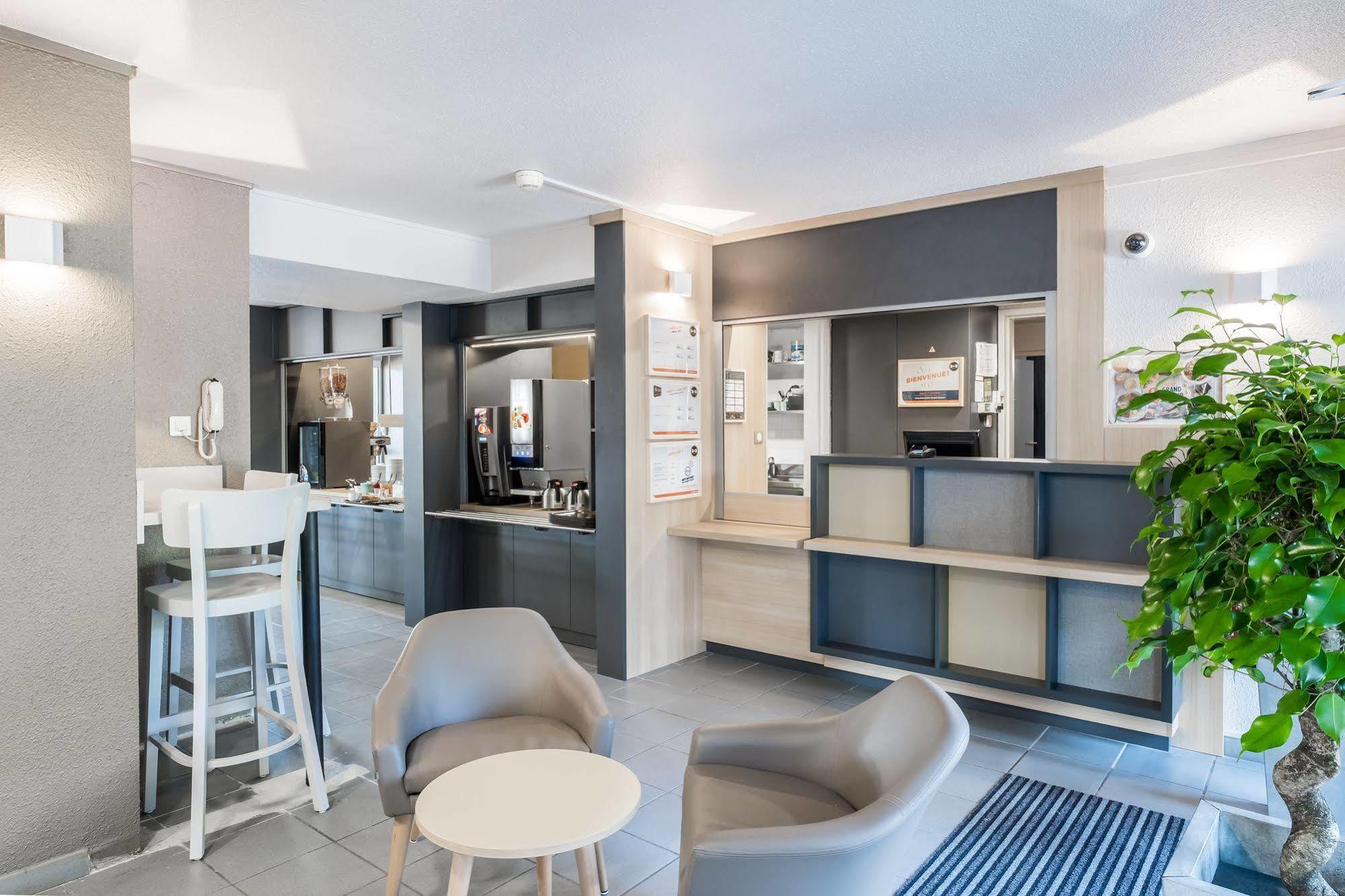 B&B HOTEL Cherbourg Hotel